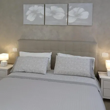 Trinacria House *