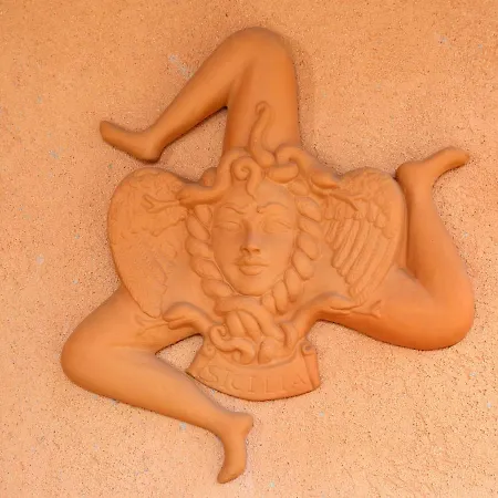 Trinacria House شقة *