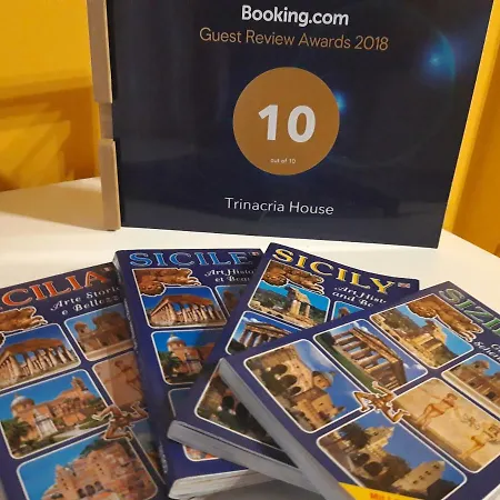 شقة Trinacria House