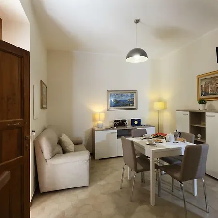 Trinacria House شقة *