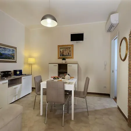 Trinacria House شقة