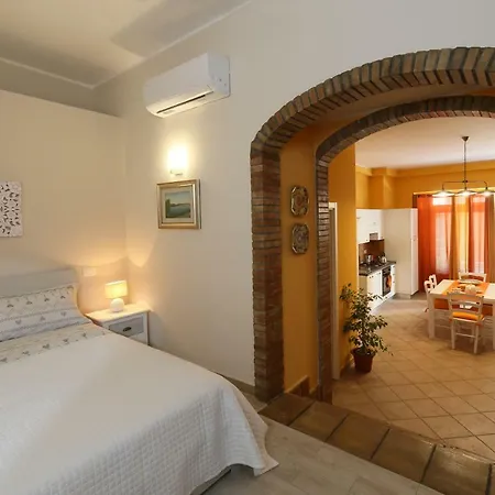 Trinacria House